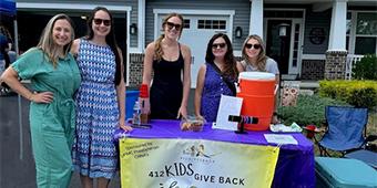 CRNAs at their lemonade stand fundraiser